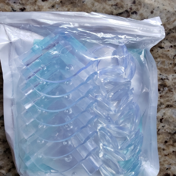 18 pcs clear corner shaped,circle. - Picture 5 of 7